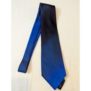 Vintage Gucci 100% Silk Ombre Blue Black Tie Made in Italy Crest Logo